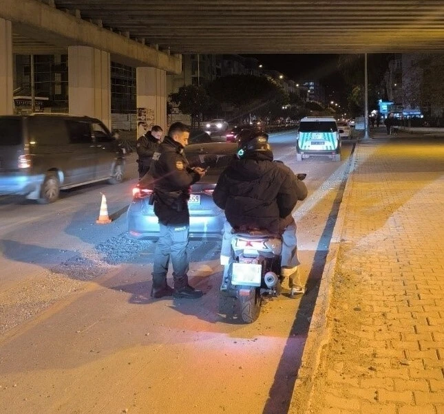 Antalya&rsquo;da son 2 haftada 502 şahıs tutuklandı
