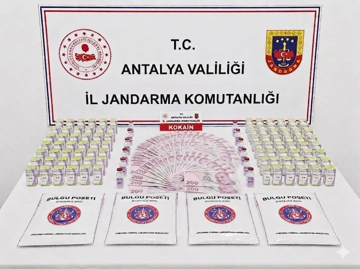 Antalya&rsquo;da uyuşturucu operasyonu: 15 ş&uuml;pheli tutuklandı
