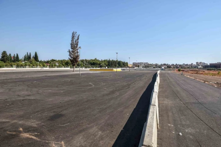 Antalya&rsquo;ya 150 bin kişilik dev meydan
