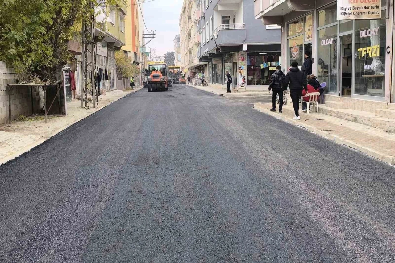 Araban’da asfalt çalışmaları aralıksız devam ediyor
