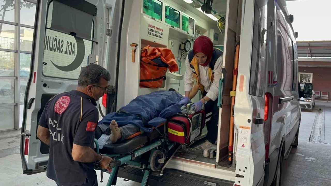 Aracında silahlı saldırıya uğradı: 1 ağır yaralı
