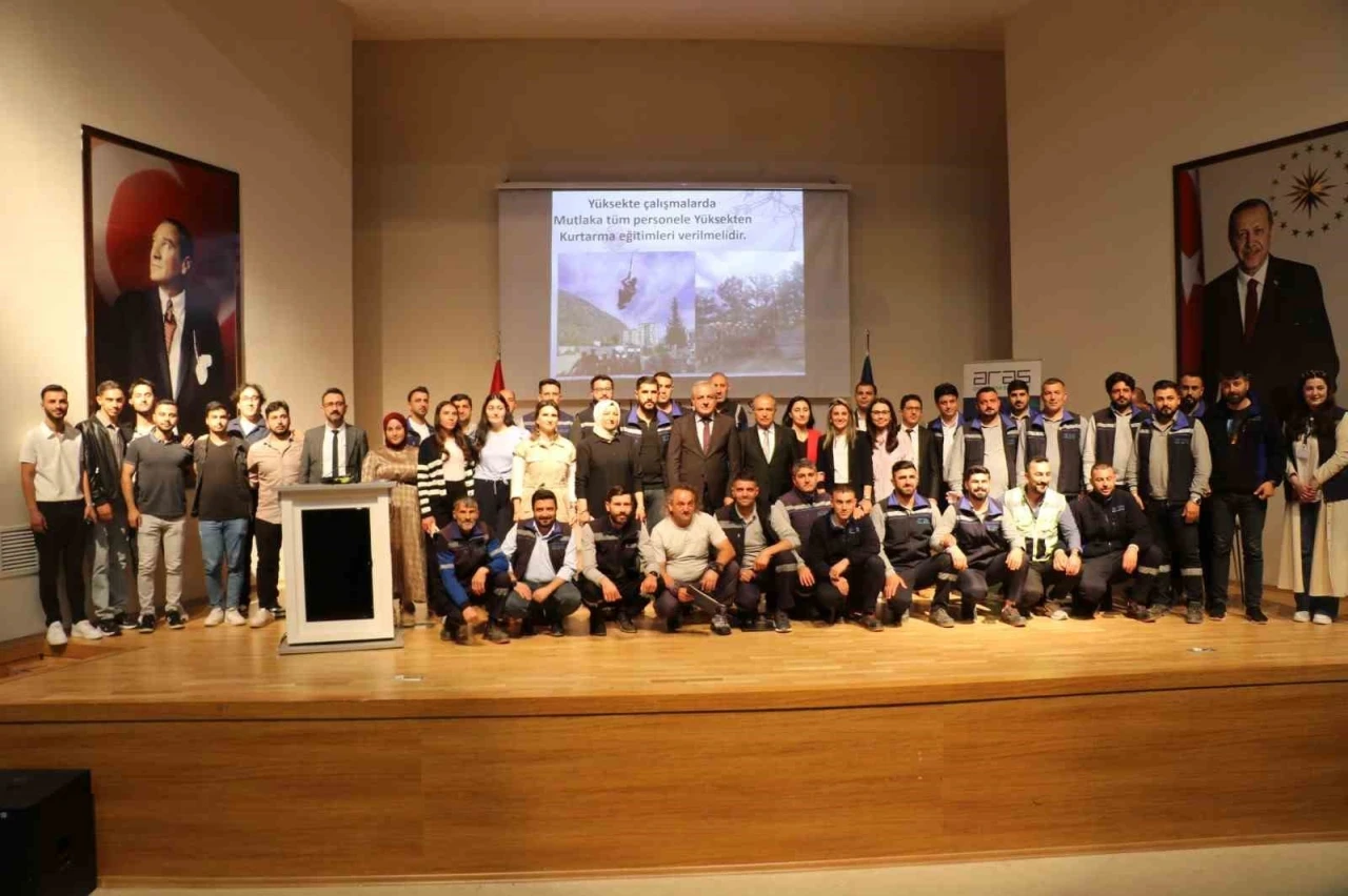 Aras Elektrik, &quot;Yüksekte Çalışma&quot; çalıştayında yerini aldı
