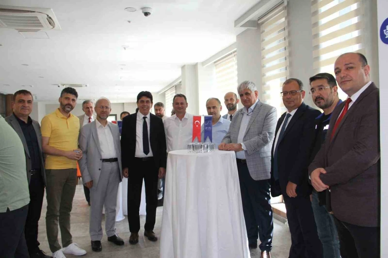 Aras Elektrik’te geleneksel bayramlaşma coşkusu
