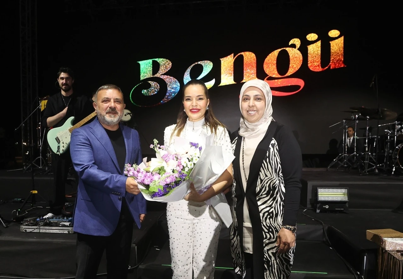 Arasta Sincan’da Bengü ve Mustafa Taş konseri
