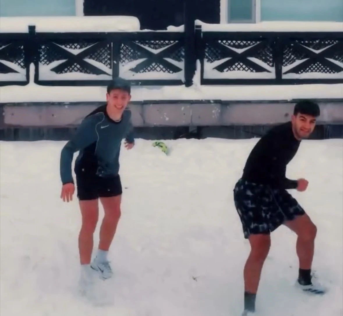 Arda G&uuml;ler, tatilini Bolu&rsquo;da yapıyor
