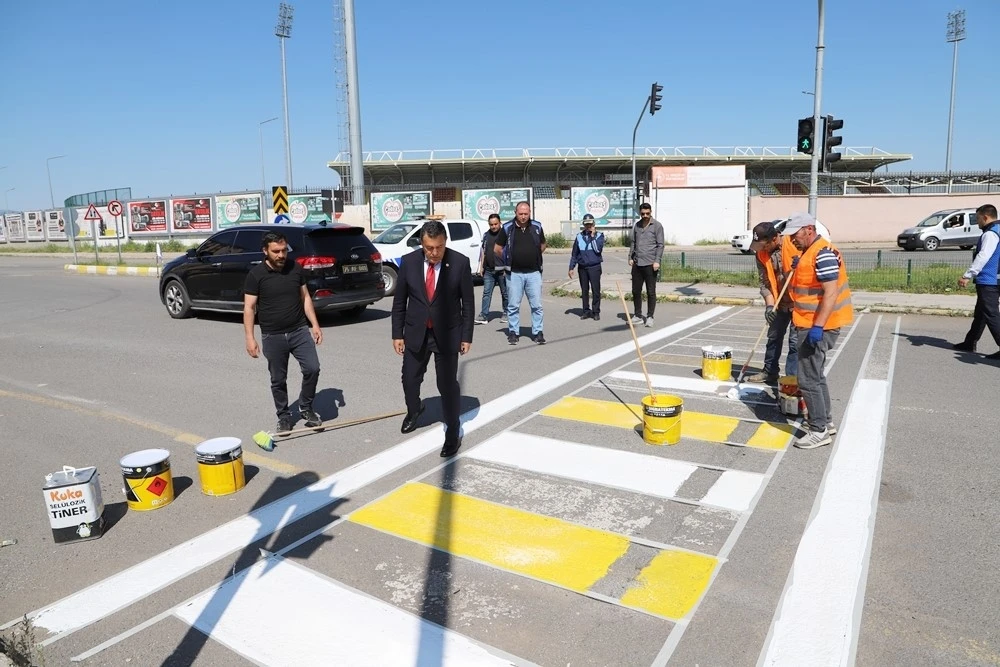 Ardahan Belediyesi’nden boyama seferberliği

