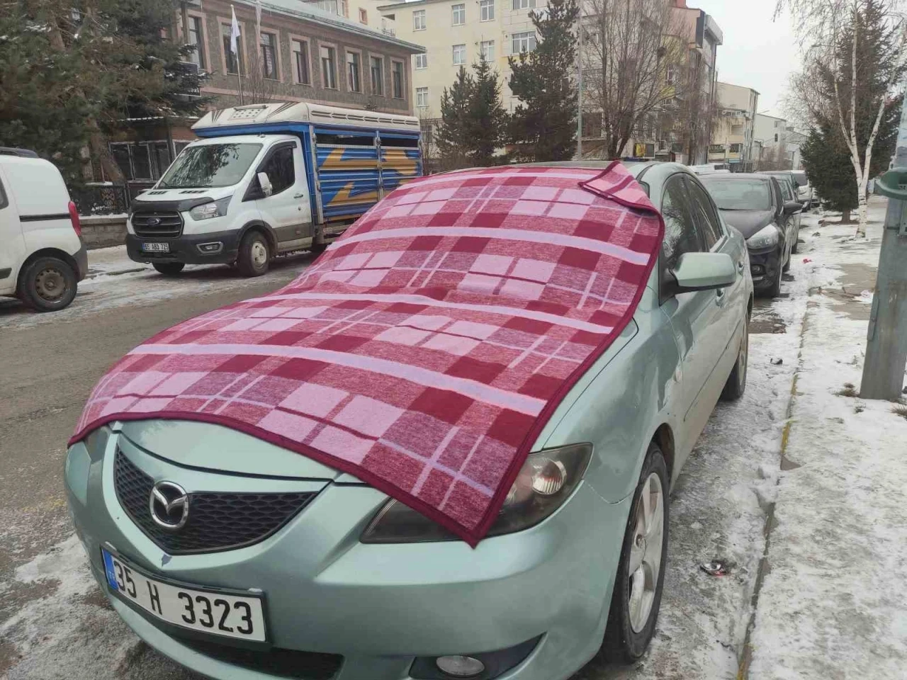 Ardahan’da dondurucu soğuklar hüküm sürüyor