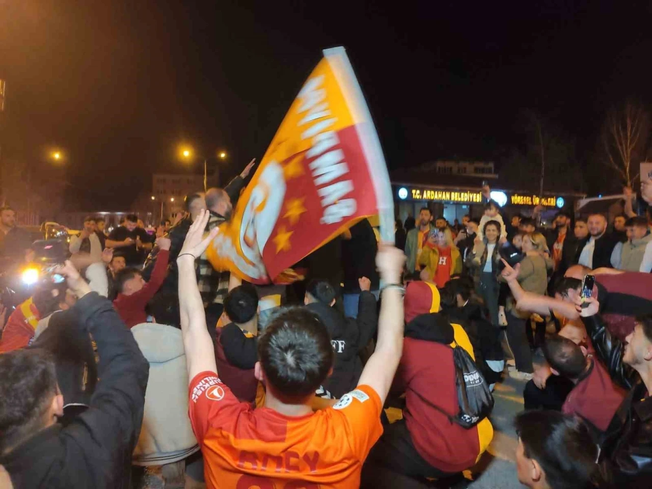 Ardahan&rsquo;da Galatasaray&rsquo;ın şampiyonluk sevinci yaşandı
