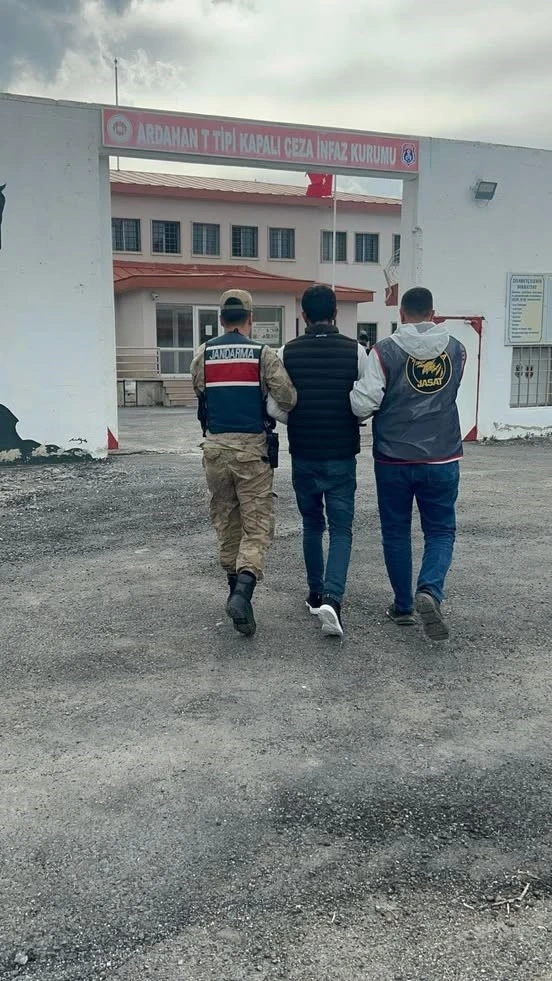 Ardahan’da hırsızlık yapan şahıs tutuklandı
