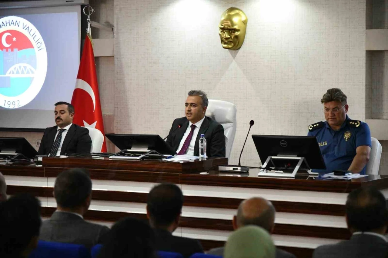Ardahan’da okul güvenliği ele alındı

