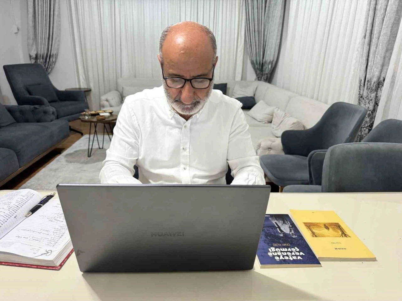 Arıcı Cevat 50&rsquo;sinde &uuml;niversite okudu, 60&rsquo;ında kitap kaleme aldı
