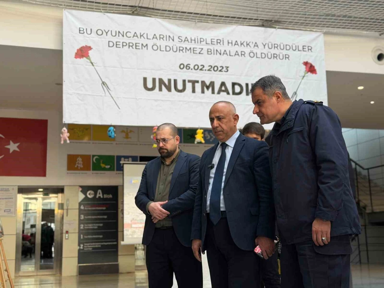Arnavutk&ouml;y&rsquo;de 6 Şubat depremlerinin yıl d&ouml;n&uuml;m&uuml;nde ger&ccedil;eğini aratmayan tatbikat
