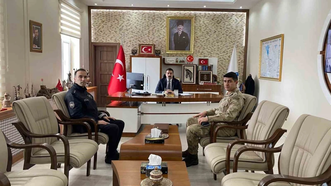 Arpa&ccedil;ay&rsquo;da asayiş toplantısı d&uuml;zenlendi
