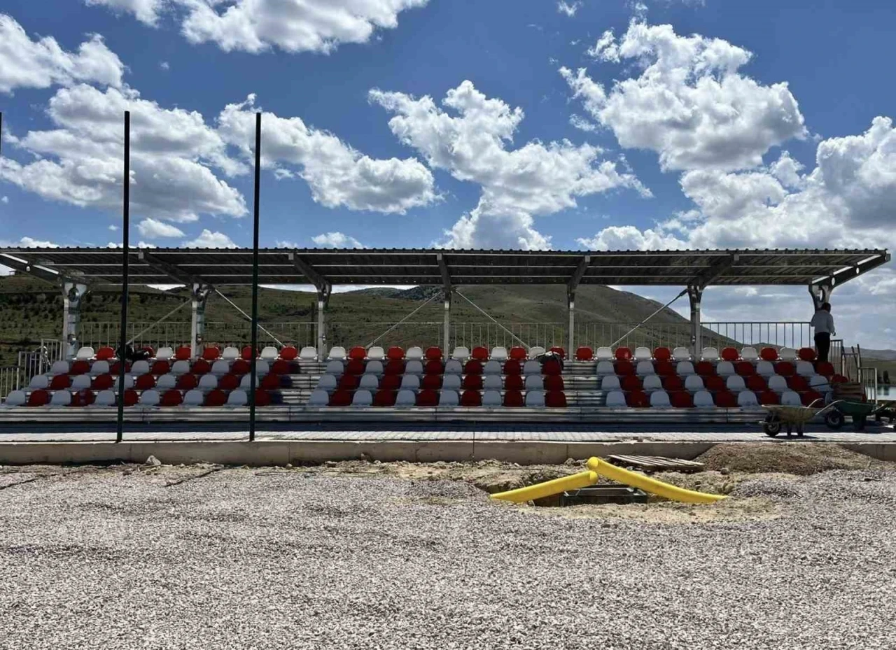 Arpalı futbol sahasında sona gelindi
