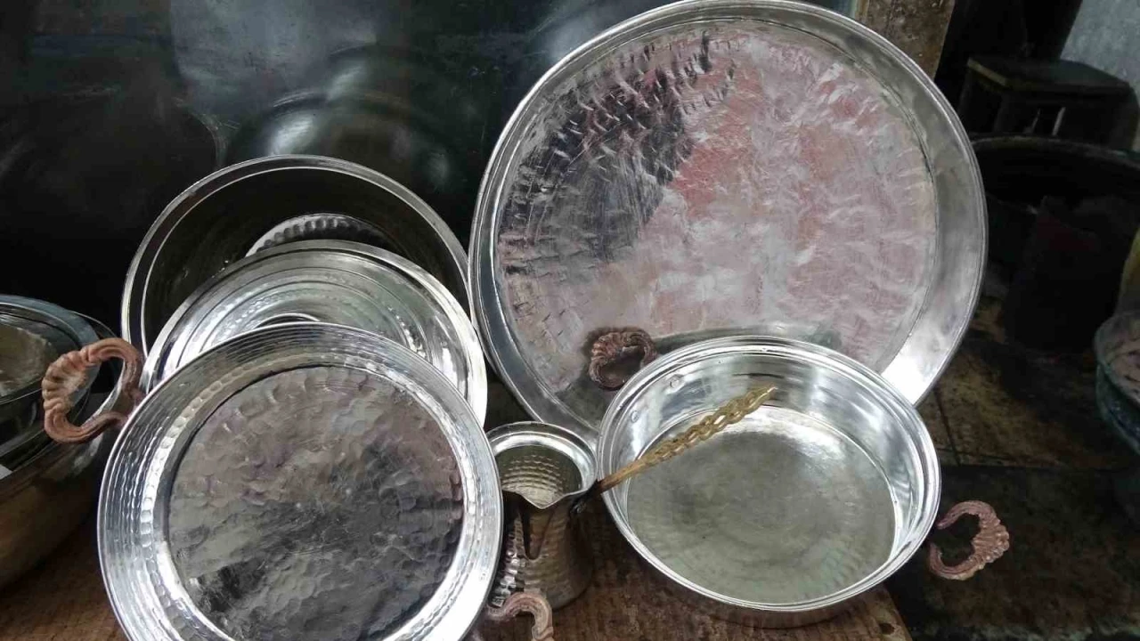 Artık ne gen&ccedil; kızların &ccedil;eyizinde ne de mutfaklarda yer alıyor
