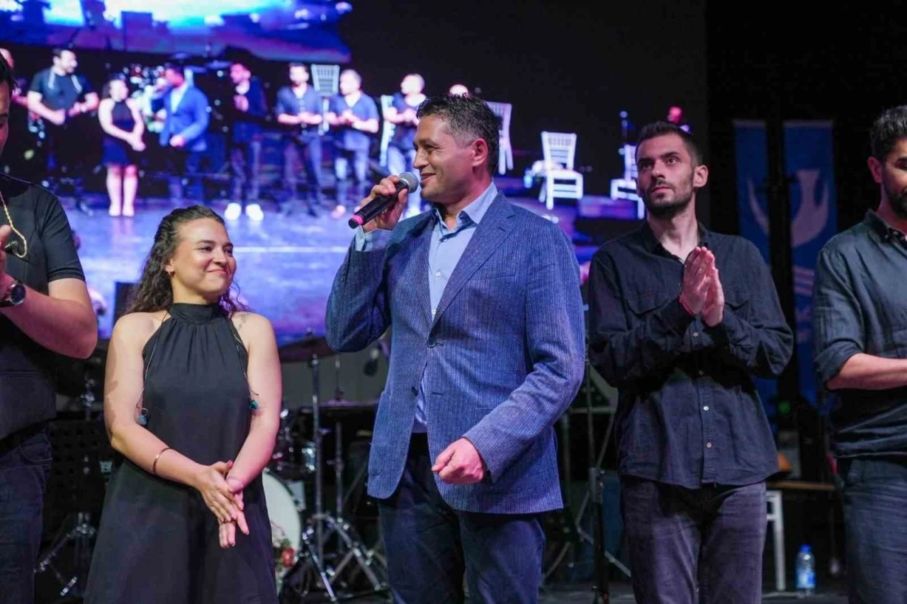 ASEV &ouml;ğrencilerinden unutulmaz m&uuml;zik gecesi
