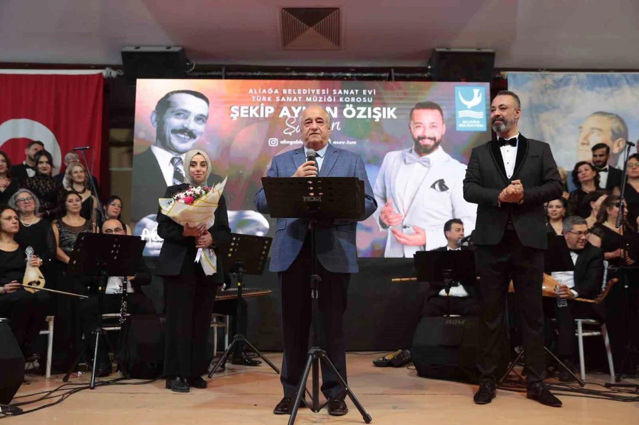 ASEV TSM Korosu, Şekip Ayhan &Ouml;zışık eserleriyle sahne aldı
