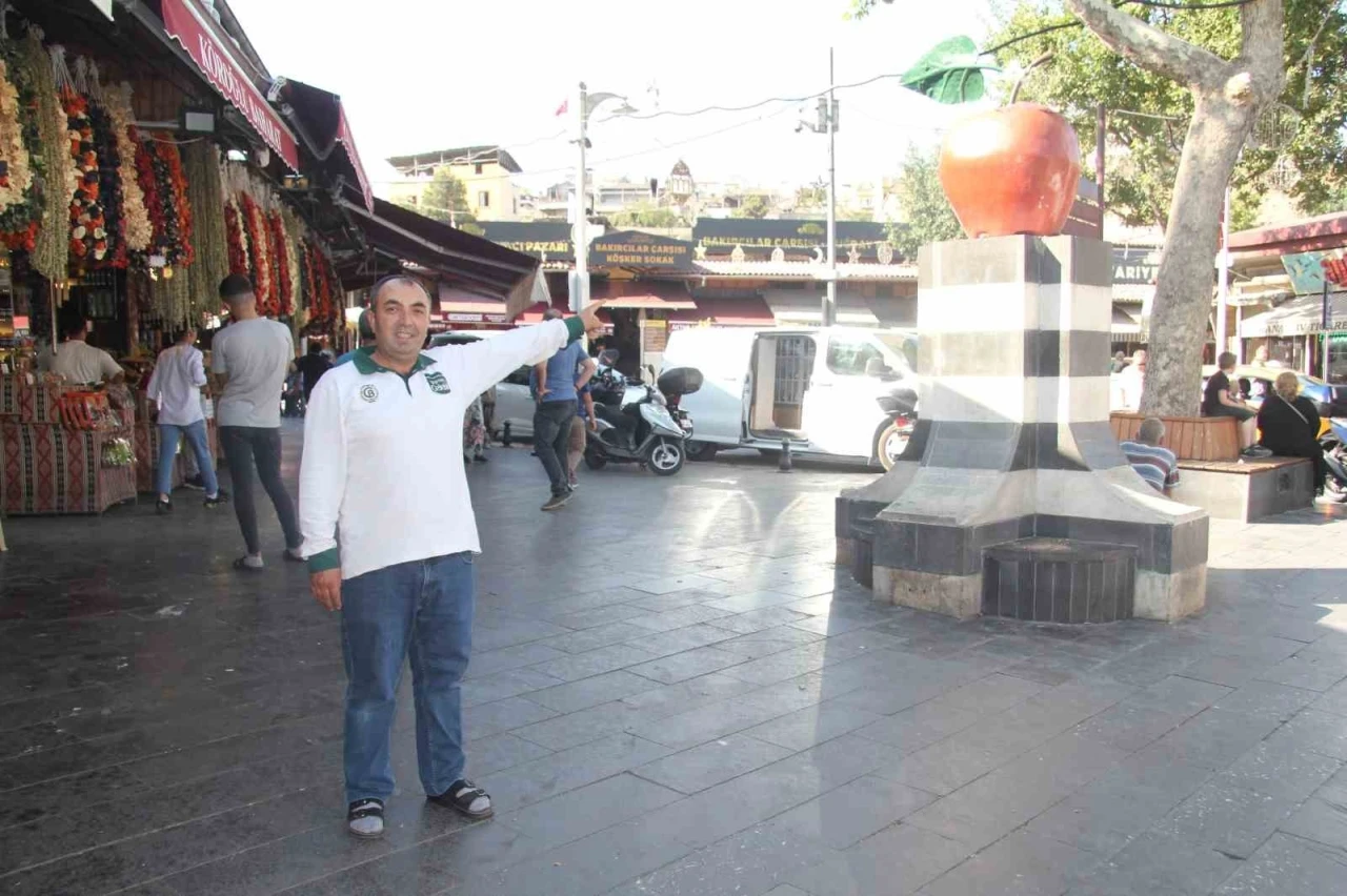 Asırlardır canlılığını koruyan çarşı
