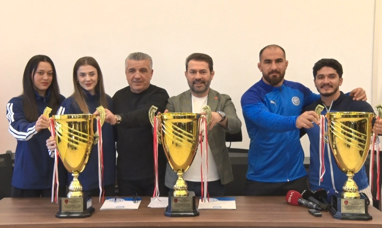 ASKİ Spor&rsquo;dan tarihi yıl: 8 altın madalya, 451 k&uuml;rs&uuml; başarısı
