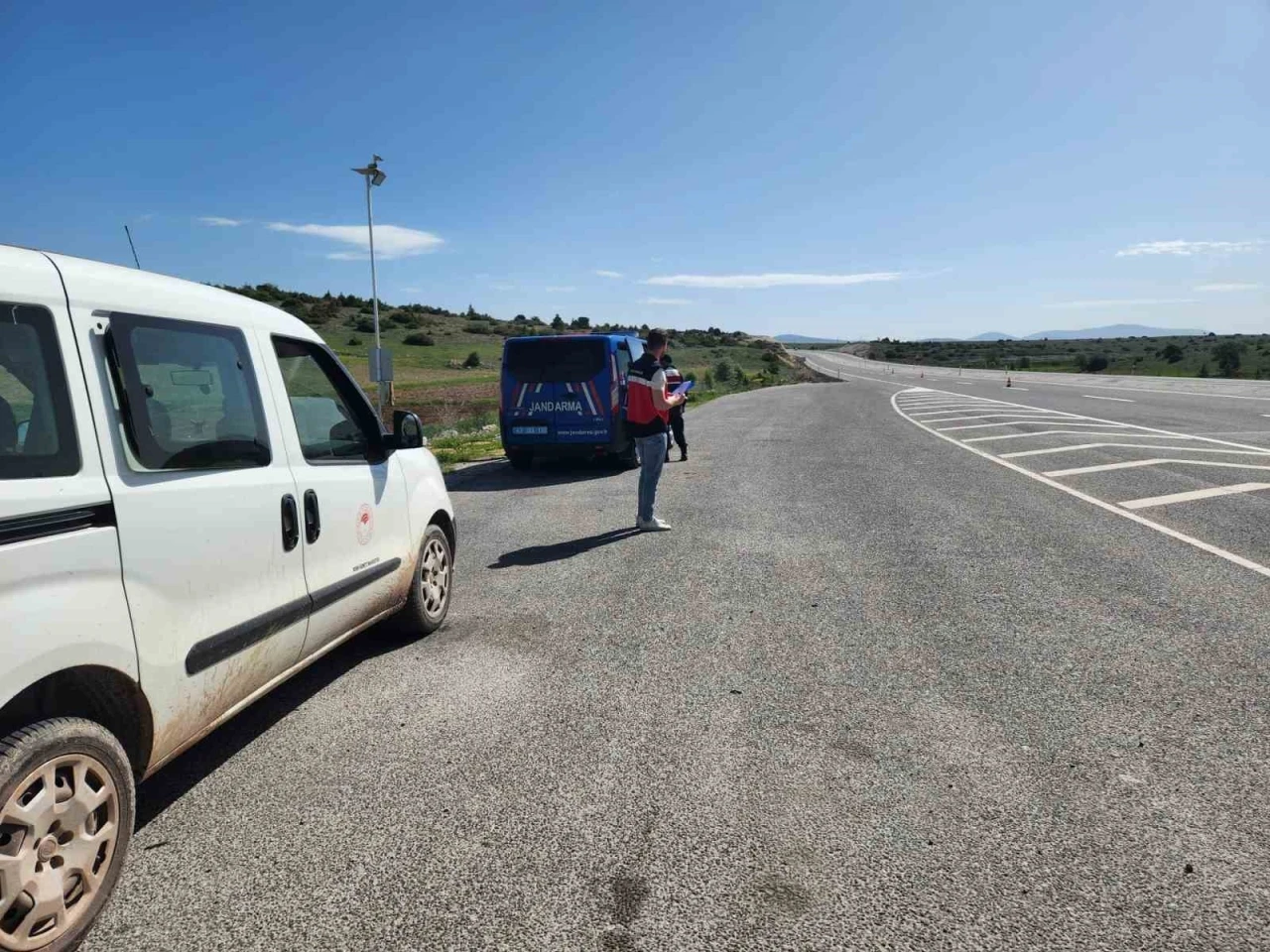 Aslanapa’da hayvan hareketlerine yönelik yol kontrolleri
