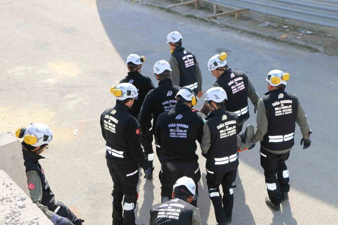 Asrın Felaketi sonrası kritik adım: DKMP kendi arama kurtarma ekibini oluşturdu
