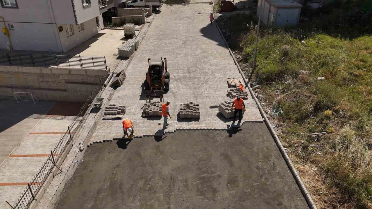 Atakum’da yollar yenileniyor
