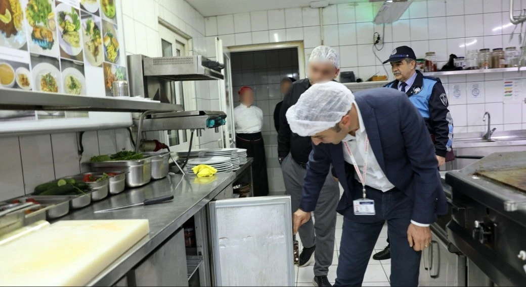 Ataşehir Belediyesi’nden gıda güvenliği için yoğun denetim
