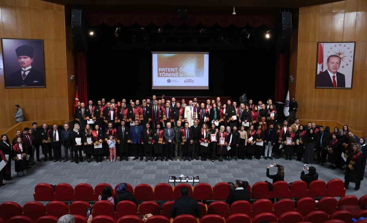 Atat&uuml;rk &Uuml;niversitesi&rsquo;nde patent gururu: Bilim ve inovasyonda g&uuml;&ccedil;l&uuml; mesaj! 24 tescilli patent, 156 başvuru
