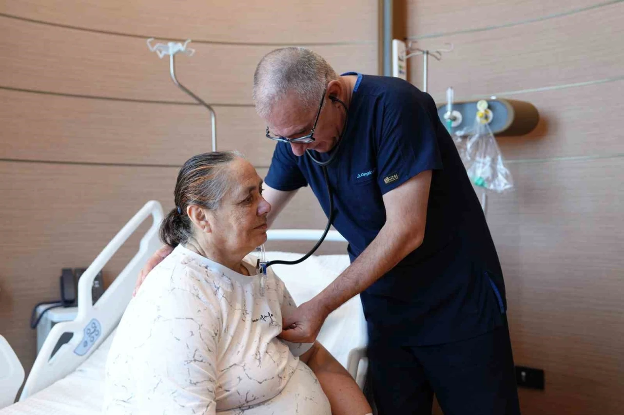 Avrupa&rsquo;da &ccedil;are yok denildi, İstanbul&rsquo;da kalbi durdurulmadan iyileşti
