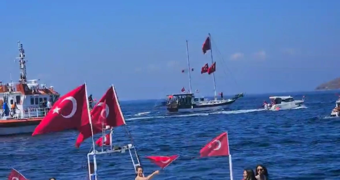 Avşa Adası’nda 30 Ağustos Zafer Bayramı coşkusu
