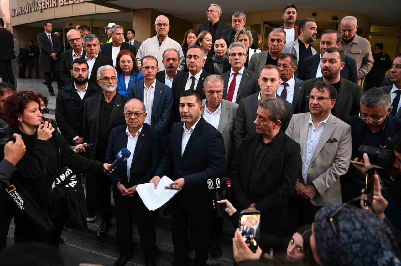 Aydın Büyükşehir Belediye Meclisi CHP Grup Başkan Vekili Günel: &quot;Aydın’da hizmetin önündeki tek engel Çerçioğlu&quot;
