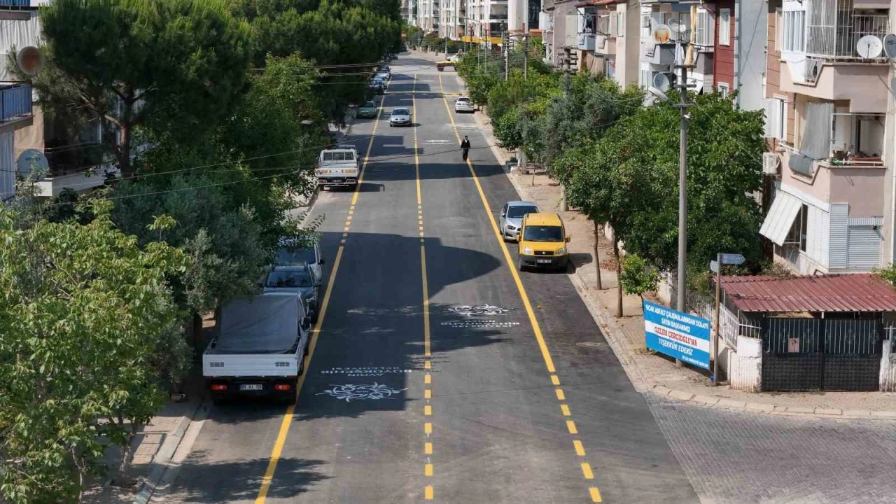 Aydın Büyükşehir Belediyesi yol çalışmalarını sürdürüyor
