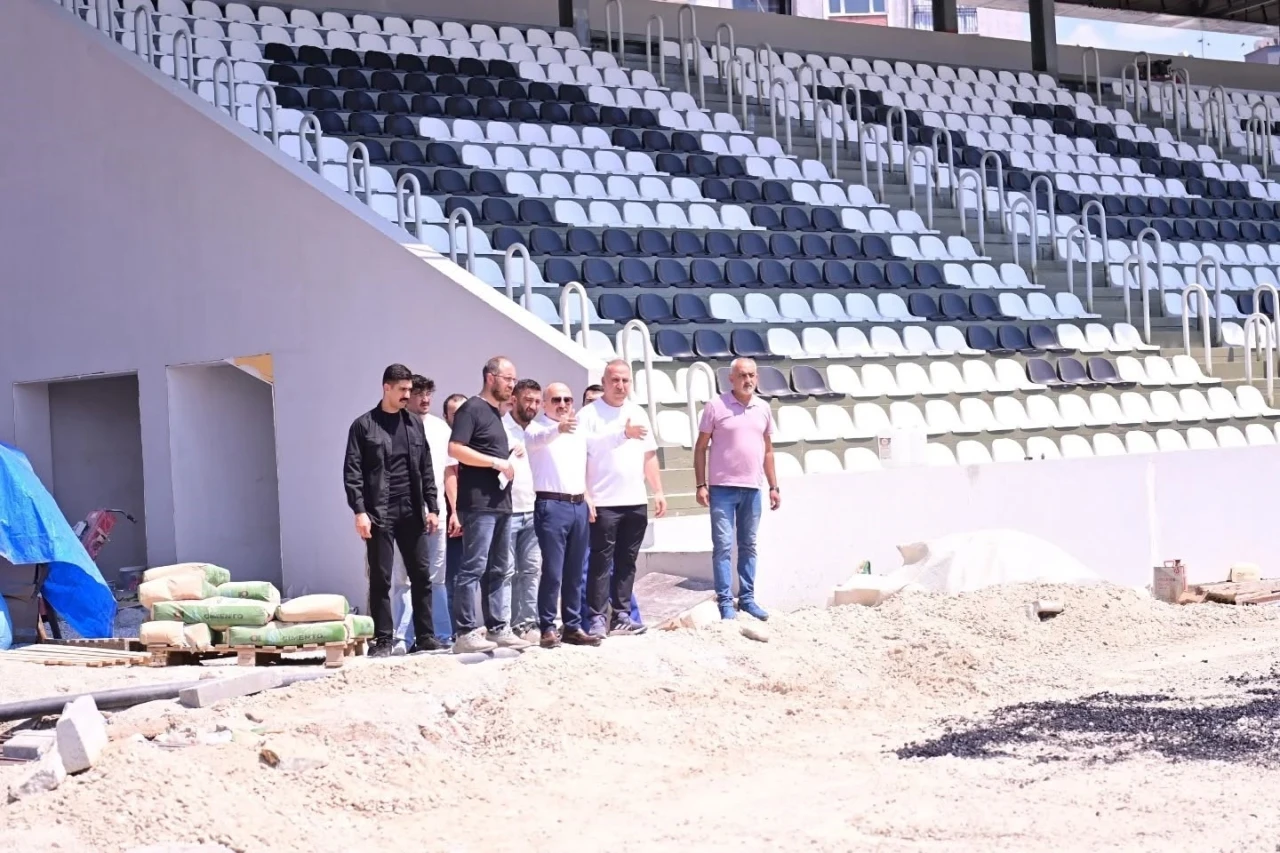 Aydın&rsquo;da 6 bin kişilik Adnan Menderes Stadyumu&rsquo;nun yapımı s&uuml;r&uuml;yor
