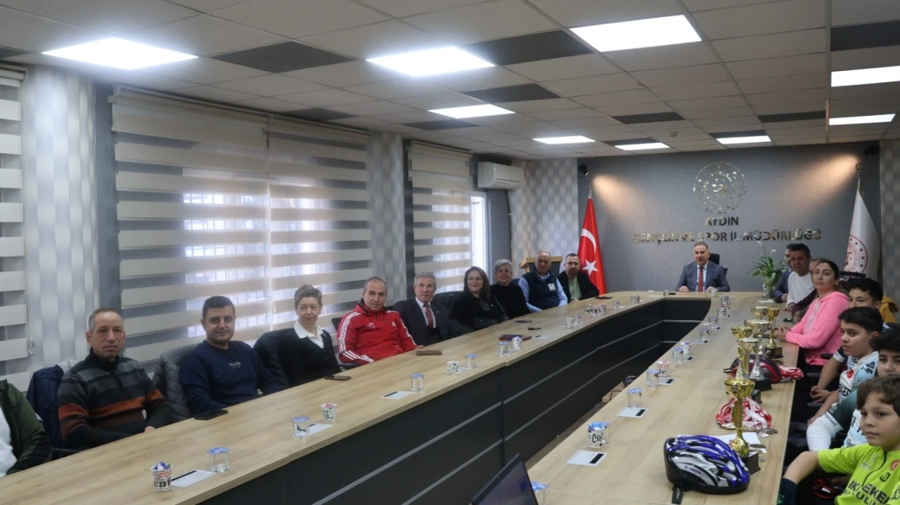 Aydın&rsquo;da bisiklet&ccedil;ilerin sorunları g&ouml;r&uuml;ş&uuml;ld&uuml;
