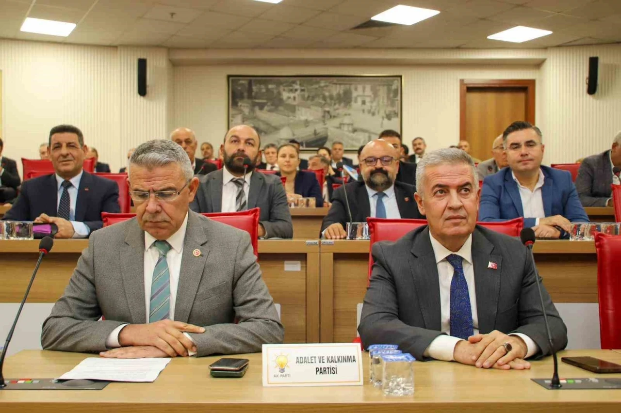 Aydın’da cenaze ve defin hizmetleri sadece AK Partili Belediyeler tarafından yapılacak
