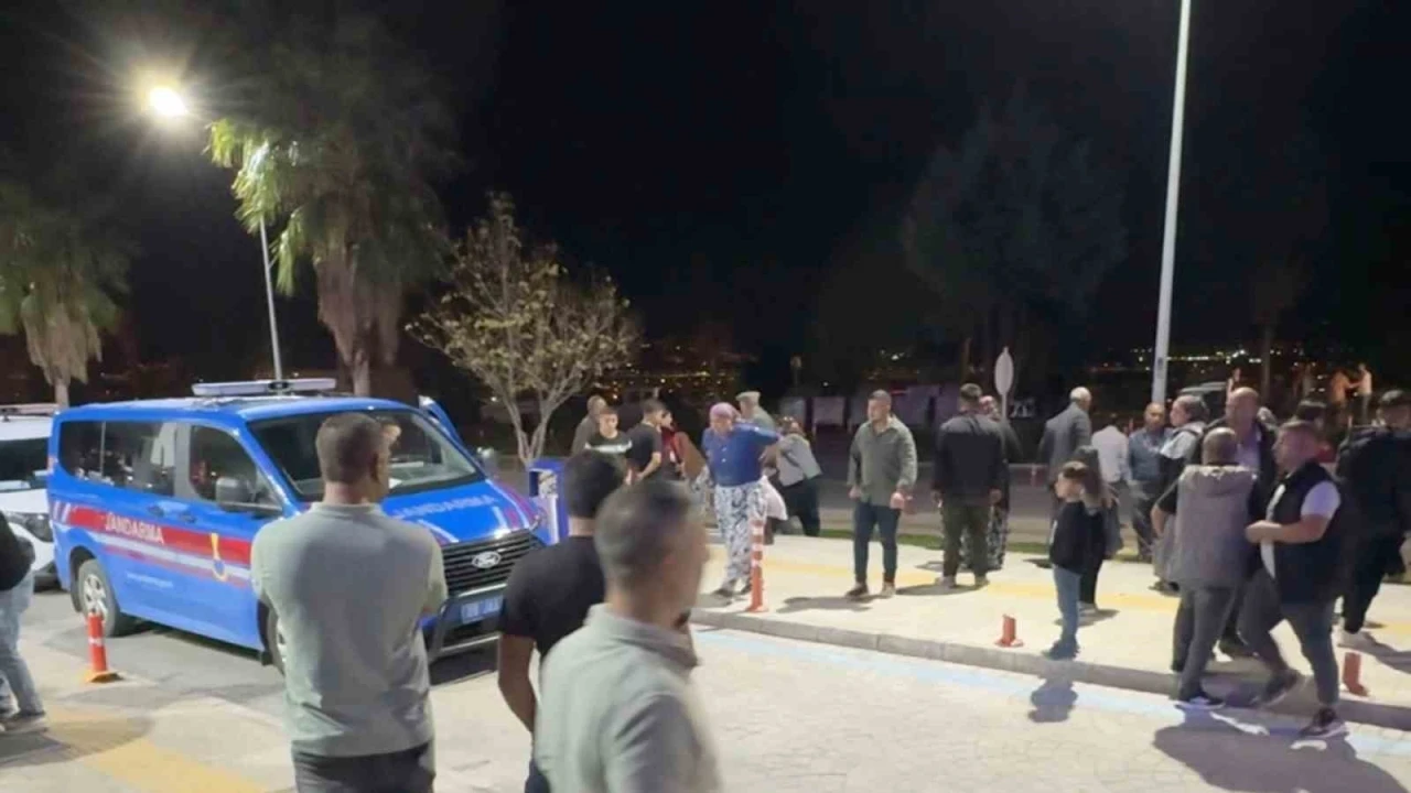 Aydın’da çocuklar yüzünden aileler arasında bıçaklı kavga: 2 yaralı
