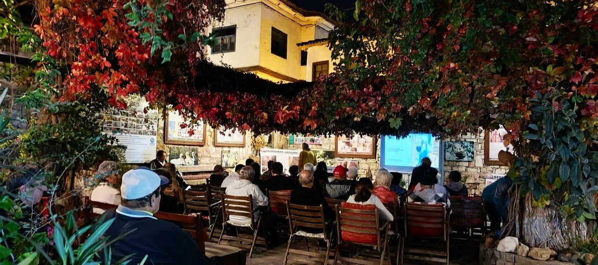 Aydın’da doğa tarihi müzelerinin önemine dikkat çekildi
