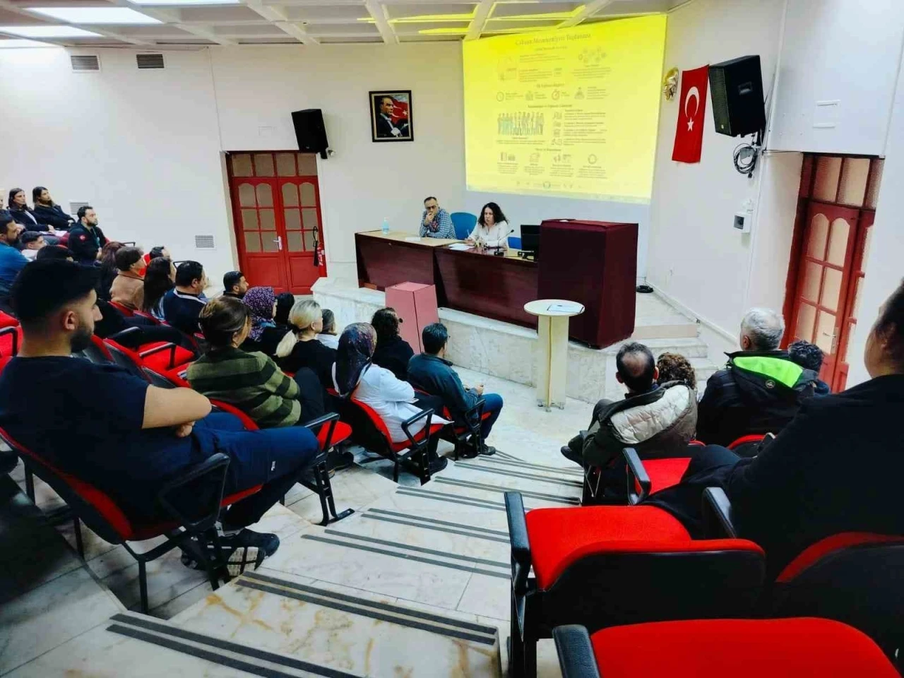 Aydın&rsquo;da hasta g&uuml;venliği masaya yatırıldı
