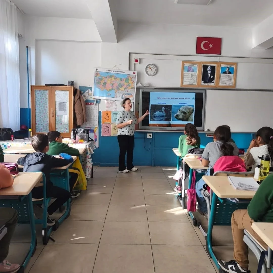 Aydın&rsquo;da &ouml;ğrenciler yaban hayatı ve doğayı yakından tanıyor
