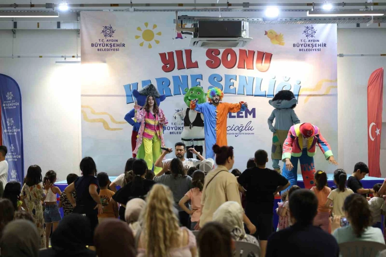 Aydın&rsquo;da yıl sonu karne şenliği başladı
