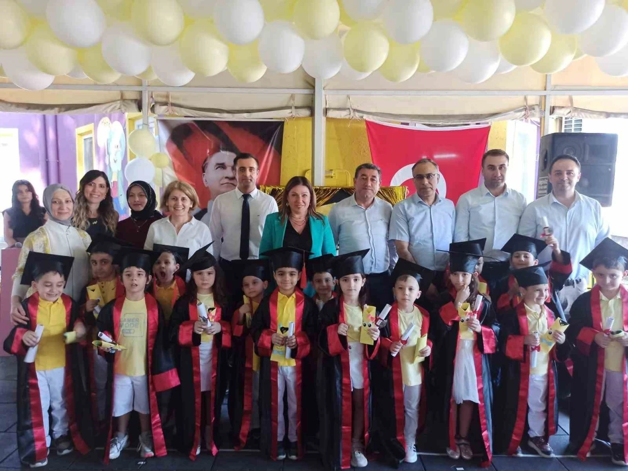 Aydın Devlet Hastanesi Kreşi’nde mezuniyet coşkusu

