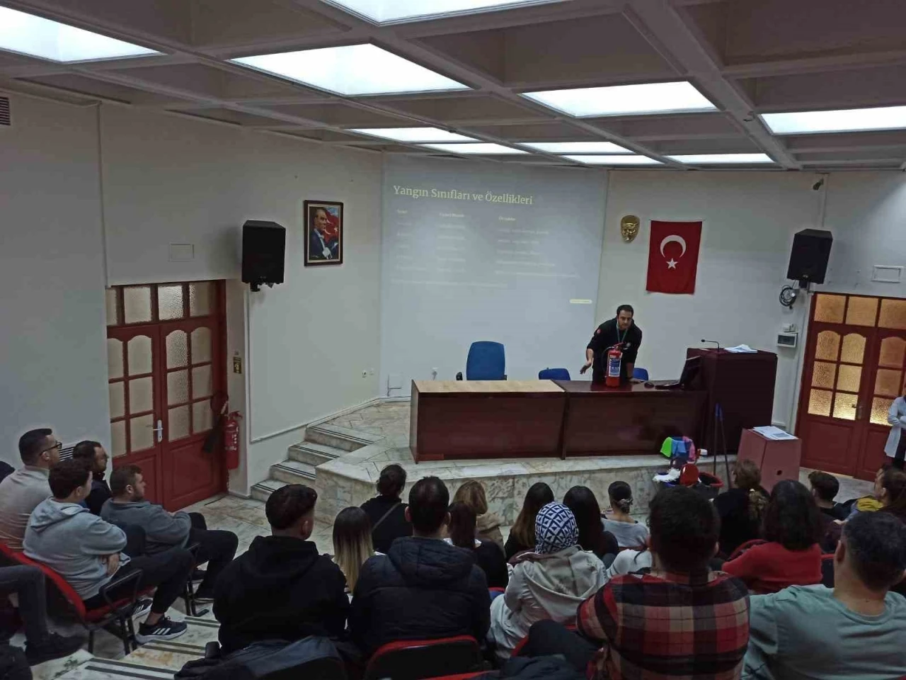 Aydın Devlet Hastanesi&rsquo;nde yeni personeller bilgilendirildi
