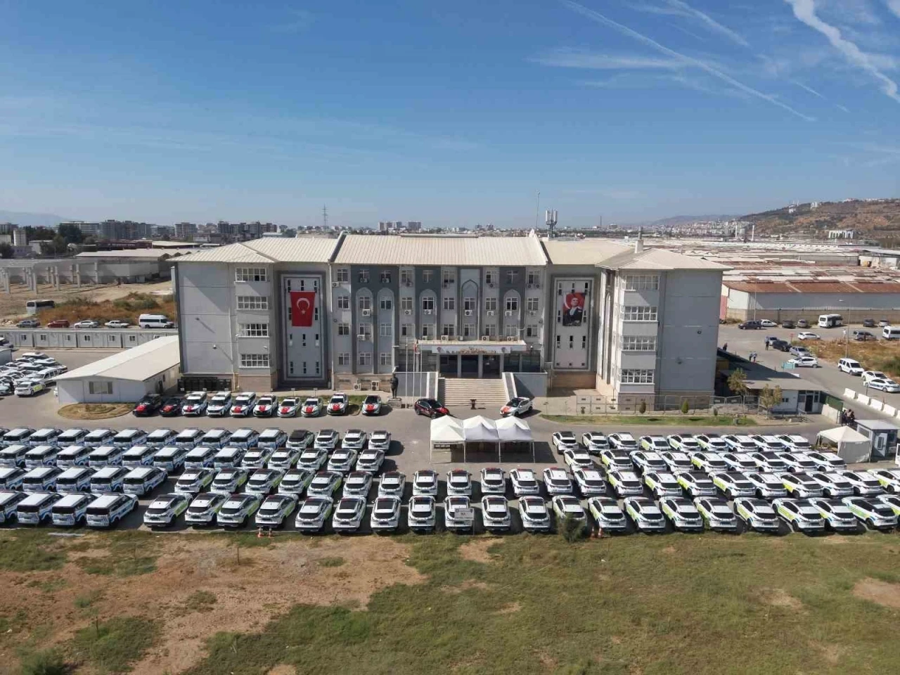 Aydın Emniyet M&uuml;d&uuml;rl&uuml;ğ&uuml;&rsquo;nden &rsquo;kaldırım n&ouml;beti&rsquo; a&ccedil;ıklaması
