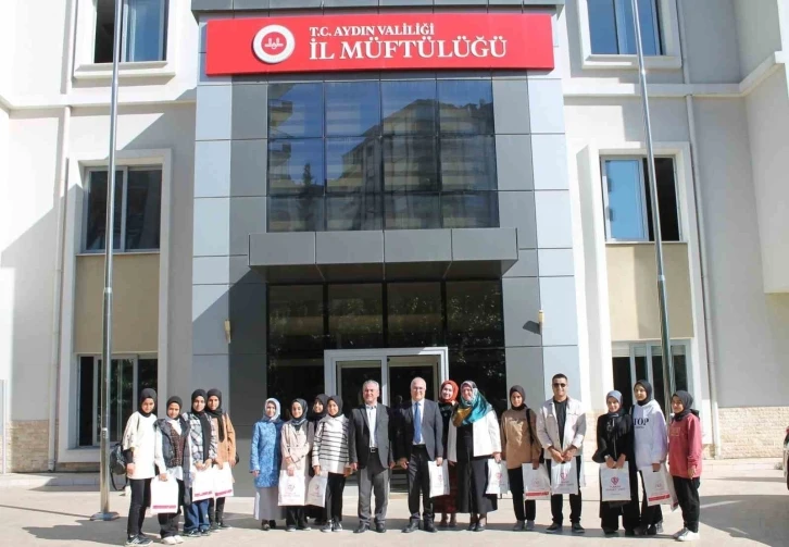 Aydın İl M&uuml;ft&uuml;s&uuml; G&uuml;neş Şanlıurfalı &ouml;ğrencileri ağırladı
