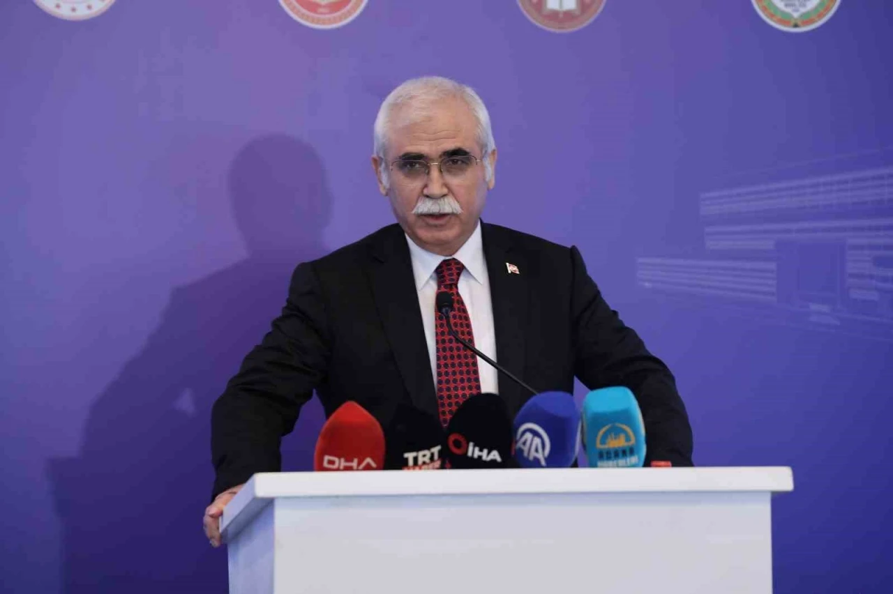 AYM Başkanı &Ouml;zkaya: "14 yılda 739 bin başvuru yapıldı, 87 bin ihlal kararı verildi"
