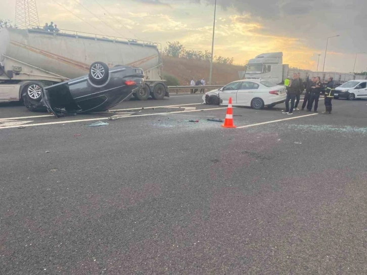 Aynı b&ouml;lgede 3 aracın karıştığı ikinci kaza: 6 yaralı
