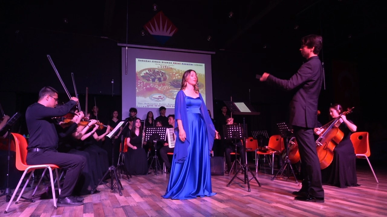 Ayvalık’ta Güzel Sanat Lisesi öğrencilerinden oda konseri
