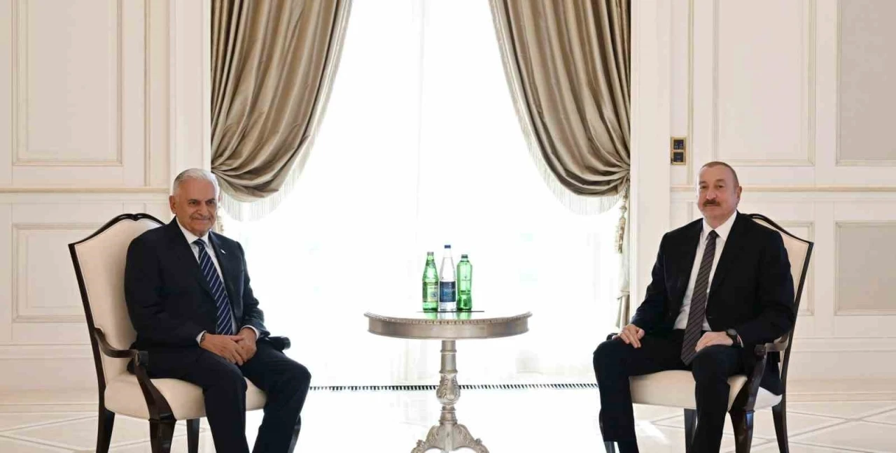 Azerbaycan Cumhurbaşkanı Aliyev, TDT Aksakallar Konseyi Başkanı Yıldırım’ı kabul etti
