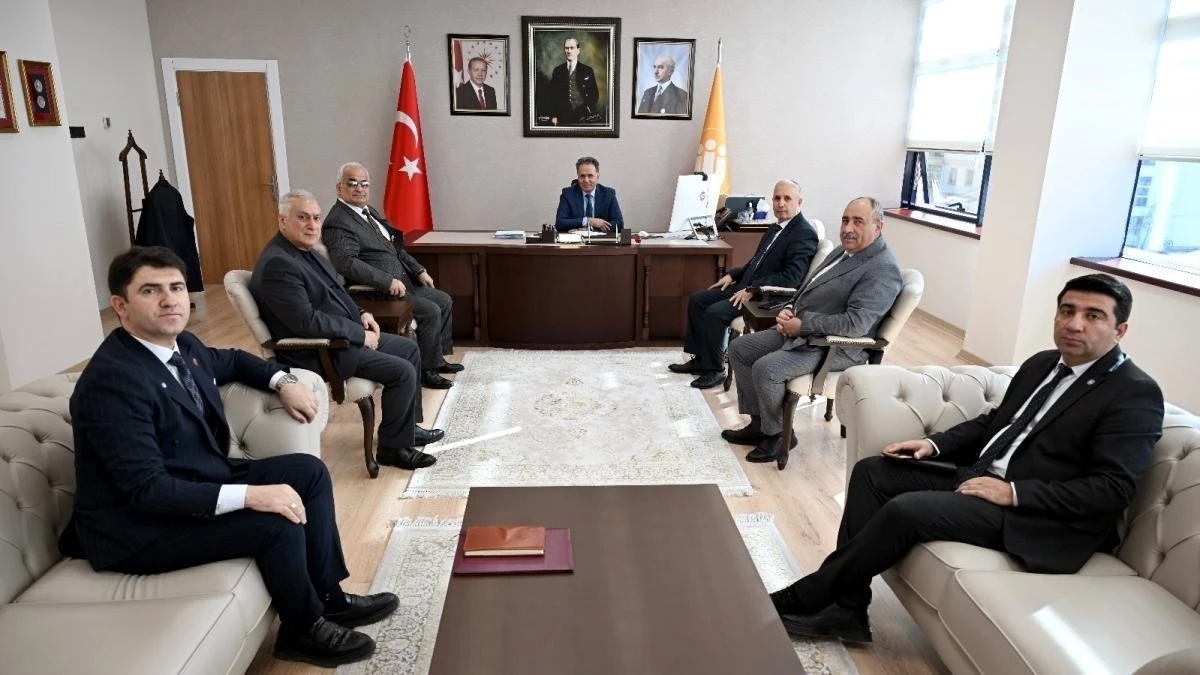 Azerbaycan Teknik &Uuml;niversitesi&rsquo;nden İn&ouml;n&uuml; &Uuml;niversitesine ziyaret
