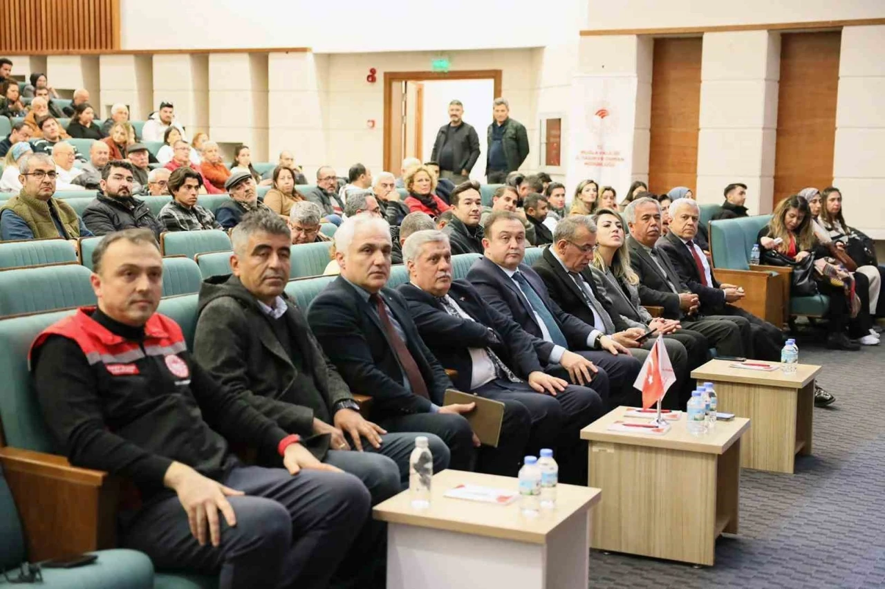 B-Re&ccedil;ete bilgilendirme toplantısı Muğla&rsquo;da d&uuml;zenlendi
